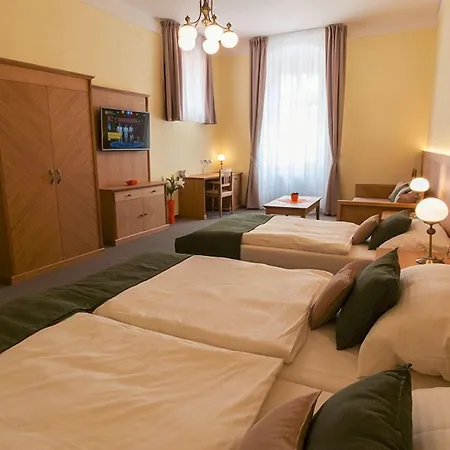 Karlova 25 Apartamento