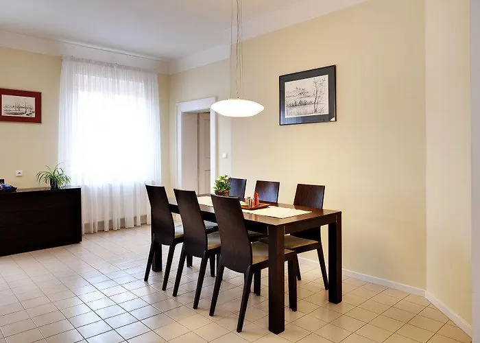 Karlova 25 Apartment *