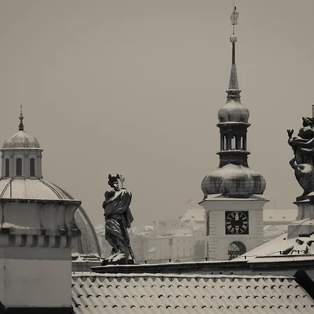 Karlova 25 Daire Prag
