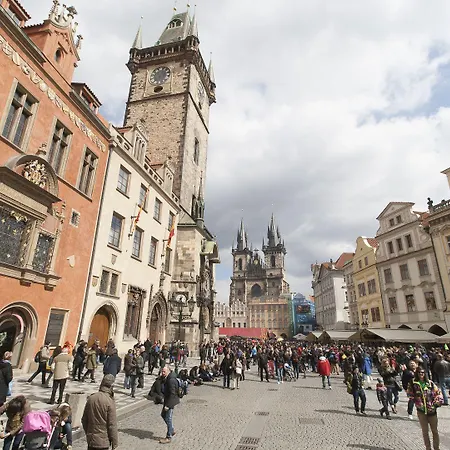 Karlova 25 * Prag